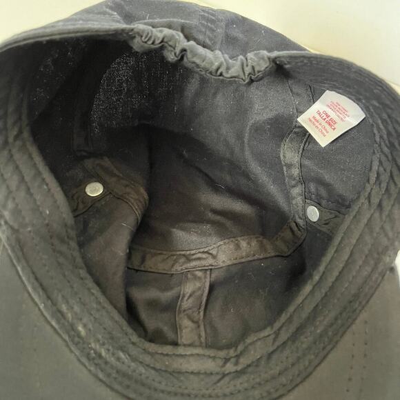 Ladies black Hat with brim & elastic in back for good fit - Picture 7 of 7